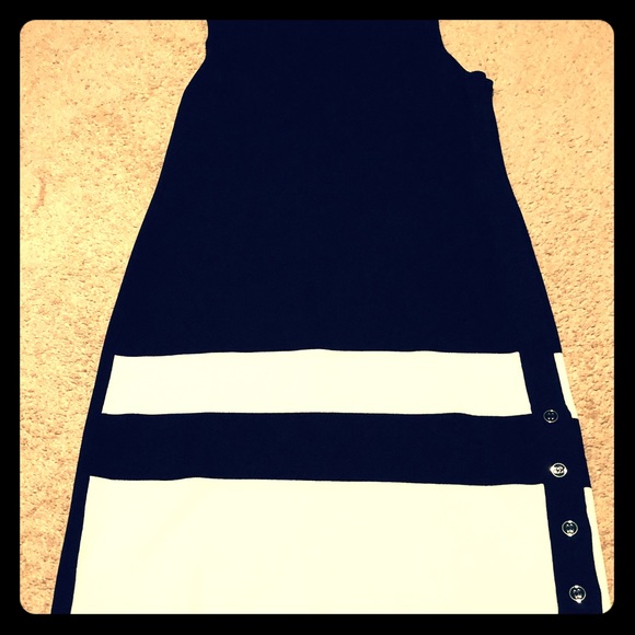 Tommy Hilfiger Dresses & Skirts - Tommy Hilfiger Knit Midi Dress